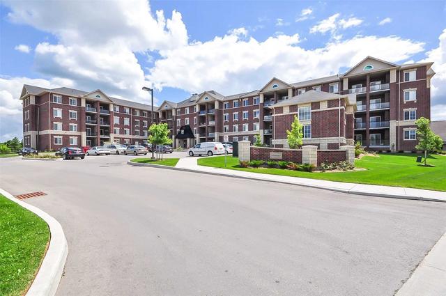 220 - 1440 Gordon St, Condo with 2 bedrooms, 2 bathrooms and 1 parking in Guelph ON | Image 1