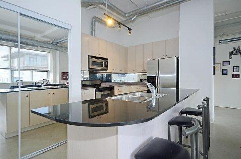 lph09 - 700 King St W, Condo with 2 bedrooms, 2 bathrooms and 1 parking in Toronto ON | Image 5