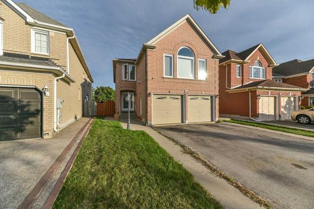56 Seclusion Cres, House detached with 4 bedrooms, 4 bathrooms and 6 parking in Brampton ON | Image 12