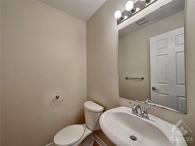838 Campobello Drive, Townhouse with 3 bedrooms, 3 bathrooms and 2 parking in Ottawa ON | Image 14