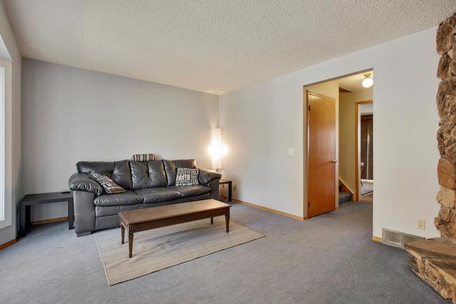 39 - 6103 Madigan Drive Ne, Home with 3 bedrooms, 1 bathrooms and 1 parking in Calgary AB | Image 2