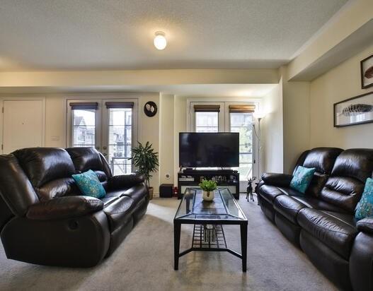 192 - 200 Veterans Dr N, Townhouse with 3 bedrooms, 2 bathrooms and 2 parking in Brampton ON | Image 3