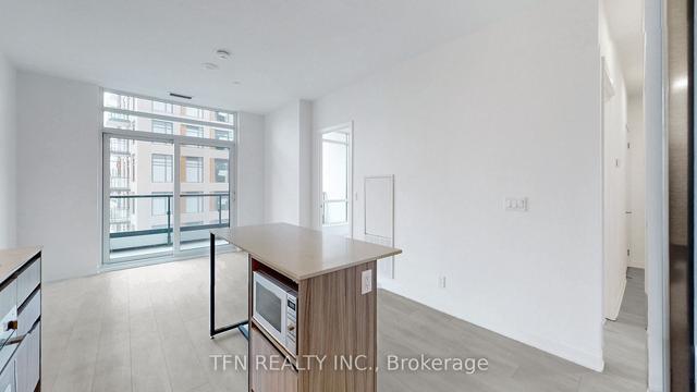 601 - 7950 Bathurst St, Condo with 2 bedrooms, 2 bathrooms and 1 parking in Vaughan ON | Image 4