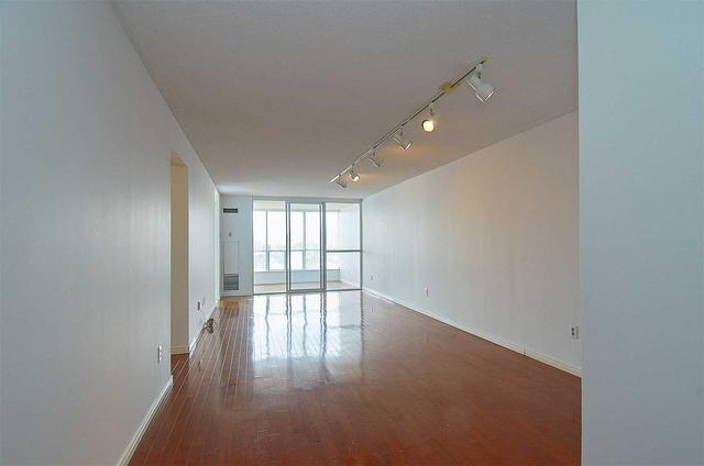 1001 - 30 Holly St, Condo with 2 bedrooms, 2 bathrooms and 1 parking in Toronto ON | Image 3