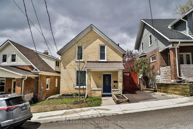 58 Peter St, House detached with 3 bedrooms, 2 bathrooms and 2 parking in Kitchener ON | Image 23