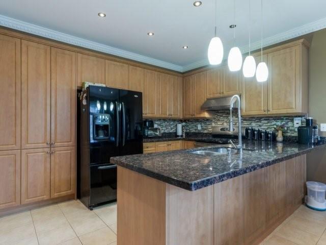 2 Blazing Star Dr, House detached with 4 bedrooms, 6 bathrooms and 4 parking in Brampton ON | Image 7
