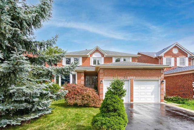 1307 Hilton Lane, House detached with 4 bedrooms, 4 bathrooms and 4 parking in Oakville ON | Card Image