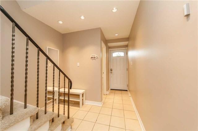 Th#69 - 121 L'amoreaux Dr, Townhouse with 3 bedrooms, 3 bathrooms and 1 parking in Toronto ON | Image 3