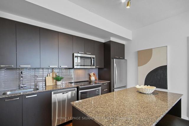 2604 - 88 Sheppard Ave E, Condo with 2 bedrooms, 2 bathrooms and 1 parking in Toronto ON | Image 5