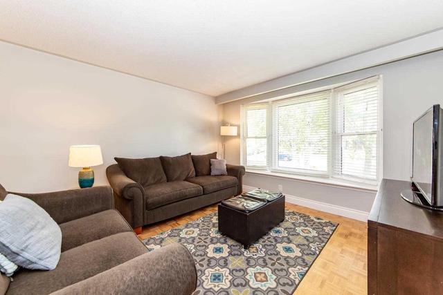 11 Slater Cres, House detached with 3 bedrooms, 2 bathrooms and 4 parking in Ajax ON | Image 4