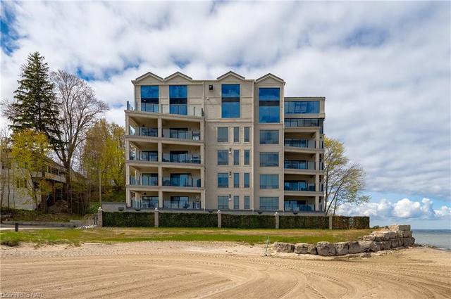 202 - 10 Dalhousie Avenue, House attached with 2 bedrooms, 2 bathrooms and 2 parking in St. Catharines ON | Image 4