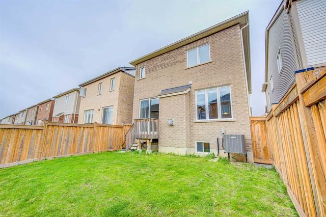 612 Langholm St, House detached with 4 bedrooms, 3 bathrooms and 3 parking in Milton ON | Image 22