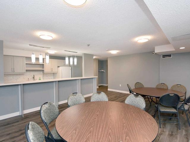1004 - 3590 Kaneff Cres, Condo with 2 bedrooms, 1 bathrooms and 1 parking in Mississauga ON | Image 13
