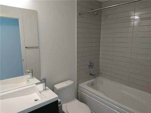 1004 - 30 Nelson St, Condo with 2 bedrooms, 2 bathrooms and 1 parking in Toronto ON | Image 12