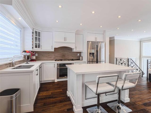 208 Acton Ave, House detached with 3 bedrooms, 2 bathrooms and 6 parking in Toronto ON | Image 6