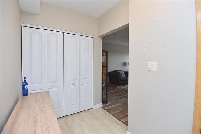 602 - 8 Woodman Drive S, Condo with 2 bedrooms, 1 bathrooms and 1 parking in Hamilton ON | Image 7