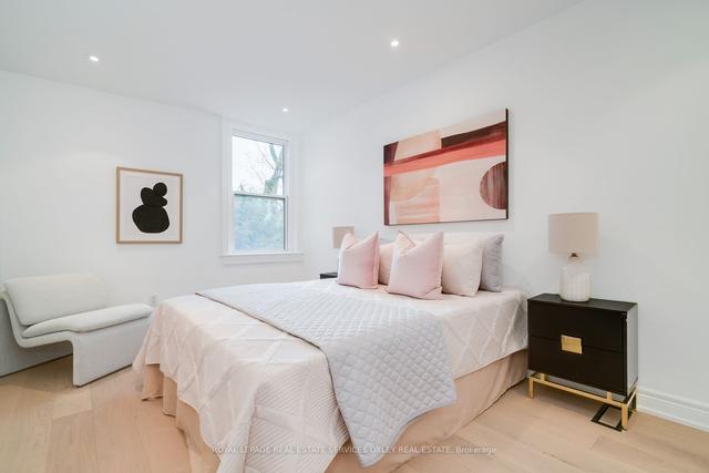 121 Cottingham St, House semidetached with 4 bedrooms, 4 bathrooms and 1 parking in Toronto ON | Image 5