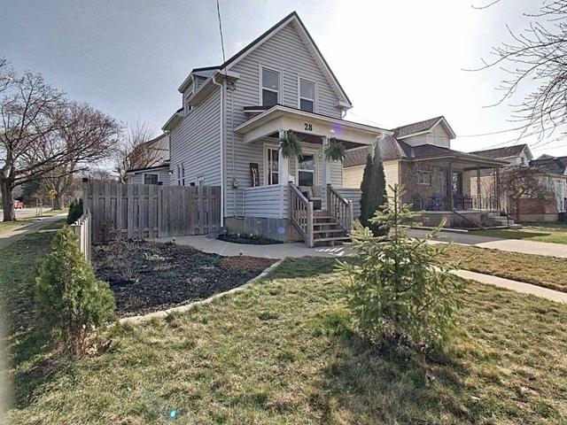 28 Hazel St, House detached with 2 bedrooms, 3 bathrooms and 3 parking in St. Catharines ON | Image 21