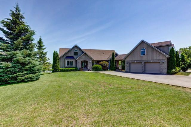 10 Aino Beach Rd, House detached with 1 bedrooms, 3 bathrooms and 12 parking in Kawartha Lakes ON | Image 12