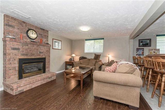 35 Nelson Ave, House detached with 3 bedrooms, 2 bathrooms and 5 parking in Kitchener ON | Image 15