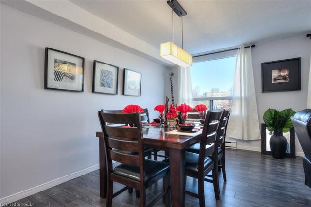 211 - 18 Holborn Court, House attached with 2 bedrooms, 2 bathrooms and 1 parking in Kitchener ON | Image 14