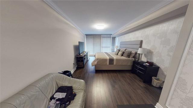808 - 10 Torresdale Ave, Condo with 3 bedrooms, 3 bathrooms and 1 parking in Toronto ON | Image 9