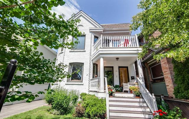 14 Walmsley Blvd, House detached with 4 bedrooms, 2 bathrooms and 2 parking in Toronto ON | Image 1