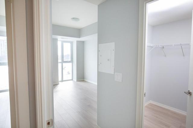 th 103 - 3237 Bayview Ave, Townhouse with 3 bedrooms, 3 bathrooms and 1 parking in Toronto ON | Image 2