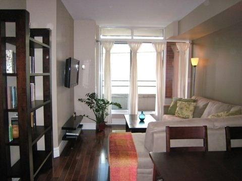 304 - 39 Jarvis St, Condo with 1 bedrooms, 2 bathrooms and 1 parking in Toronto ON | Image 1
