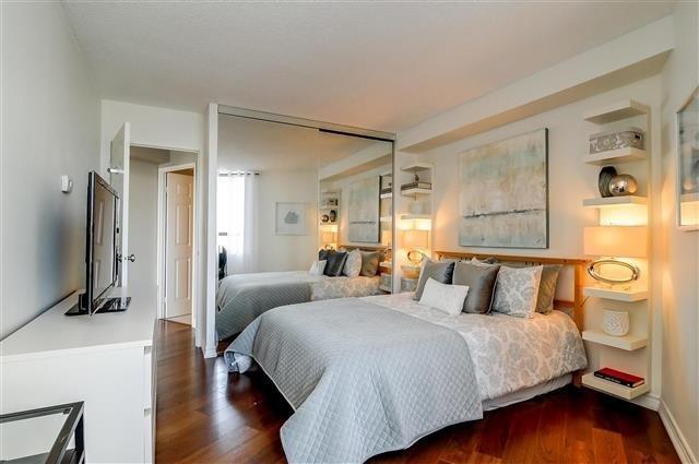 1001 - 270 Queens Quay W, Condo with 1 bedrooms, 1 bathrooms and 1 parking in Toronto ON | Image 10
