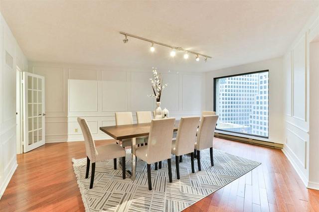1613 - 55 Harbour Sq, Condo with 2 bedrooms, 2 bathrooms and 1 parking in Toronto ON | Image 40