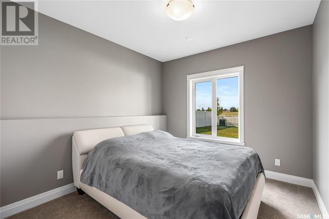 403 Prairie View Drive, House detached with 5 bedrooms, 3 bathrooms and null parking in Dundurn SK | Image 36