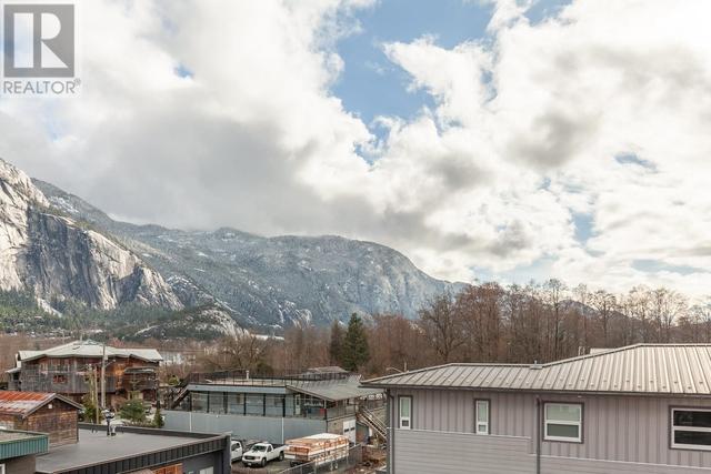 302 - 37762 Third Avenue, House attached with 2 bedrooms, 2 bathrooms and 1 parking in Squamish BC | Image 19