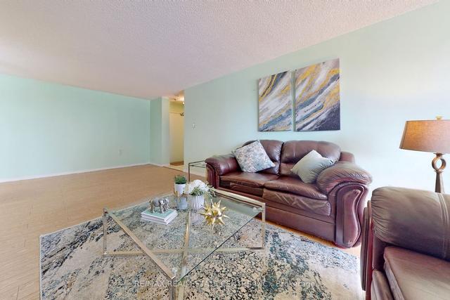 404 - 4 Kings Cross Rd, Condo with 2 bedrooms, 1 bathrooms and 1 parking in Brampton ON | Image 8