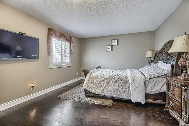 105 Wild Orchid Cres, House detached with 4 bedrooms, 5 bathrooms and 6 parking in Markham ON | Image 12