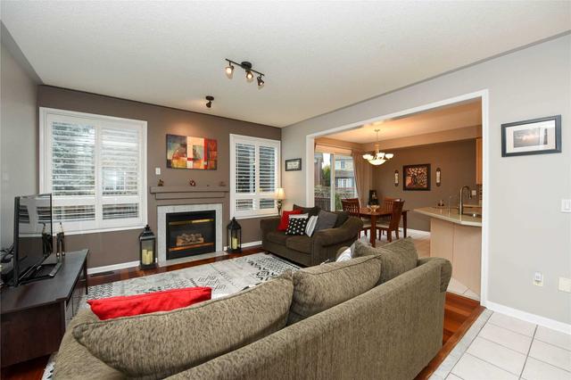 22 Binnery Dr, House detached with 4 bedrooms, 4 bathrooms and 7 parking in Brampton ON | Image 2
