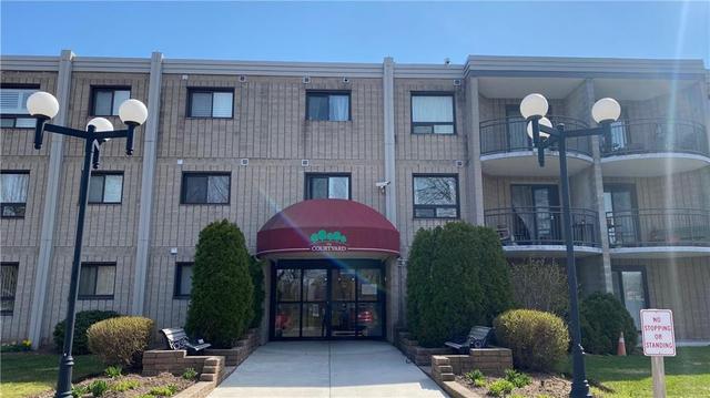 203 - 4658 Drummond Road, Condo with 1 bedrooms, 1 bathrooms and 1 parking in Niagara Falls ON | Image 1