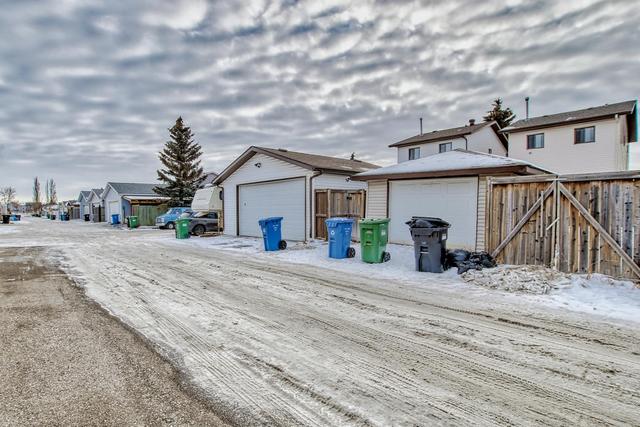 56 Taraglen Road Ne, House detached with 3 bedrooms, 2 bathrooms and 1 parking in Calgary AB | Image 44
