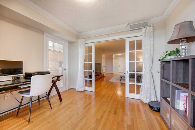 2317 - 18 Sommerset Way, Condo with 2 bedrooms, 2 bathrooms and 1 parking in Toronto ON | Image 33