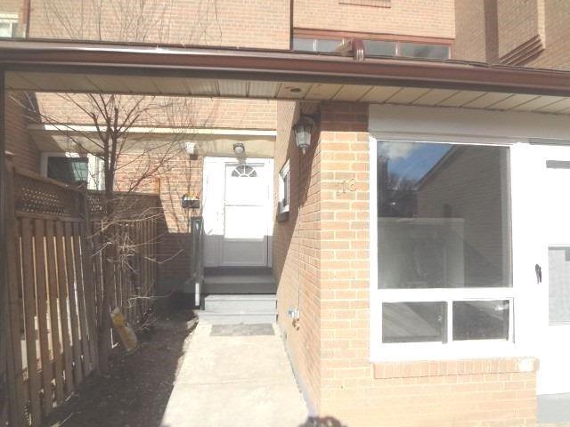 118 - 256 John Garland Blvd, Townhouse with 3 bedrooms, 4 bathrooms and 1 parking in Toronto ON | Image 12