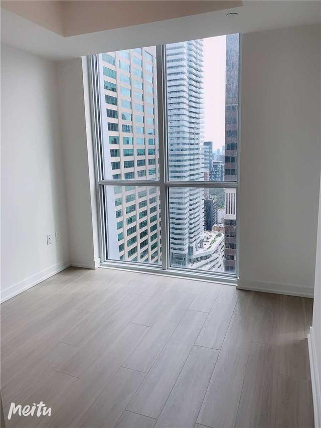 2912 - 1 Yorkville Ave, Condo with 1 bedrooms, 2 bathrooms and 0 parking in Toronto ON | Image 6