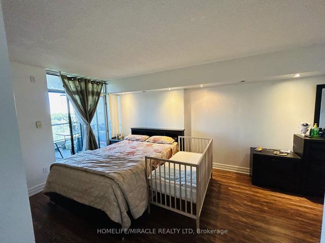 807 - 5 Rowntree Rd, Condo with 2 bedrooms, 2 bathrooms and 1 parking in Toronto ON | Image 10