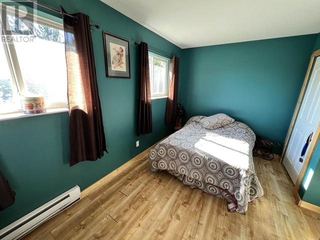6821 Little Fort 24 Highway, House detached with 5 bedrooms, 3 bathrooms and null parking in Cariboo L BC | Card Image