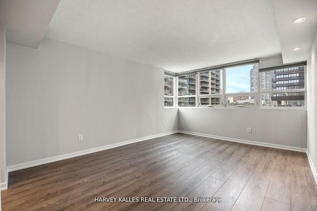 1003 - 71 Charles St, Condo with 2 bedrooms, 2 bathrooms and 1 parking in Toronto ON | Image 10