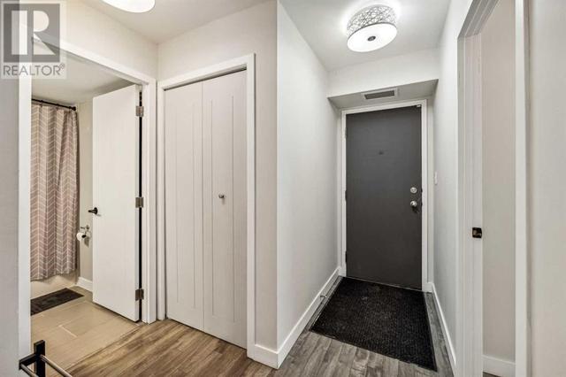 401, - 215 14 Avenue Sw, Condo with 2 bedrooms, 2 bathrooms and 1 parking in Calgary AB | Image 18