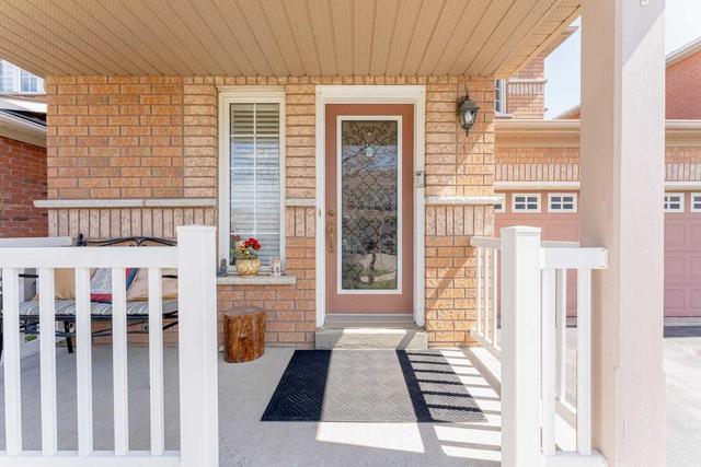 92 Williamson Dr, House detached with 3 bedrooms, 3 bathrooms and 6 parking in Brampton ON | Image 12