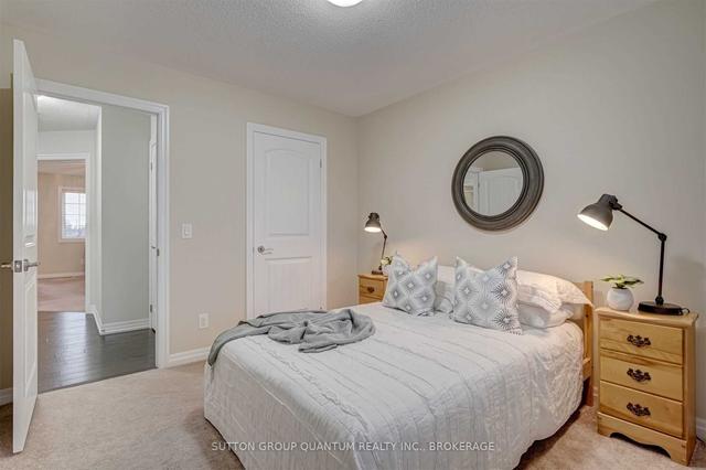 104 Hanson Cres, House attached with 3 bedrooms, 3 bathrooms and 2 parking in Milton ON | Image 25