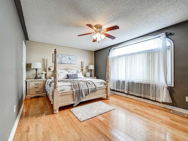 943 Preston Manor Dr, House detached with 3 bedrooms, 4 bathrooms and 4 parking in Mississauga ON | Image 10