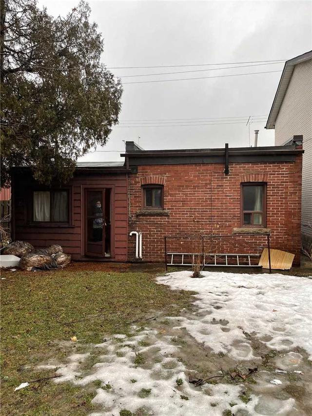 1274 Barton St E, House detached with 1 bedrooms, 1 bathrooms and 0 parking in Hamilton ON | Image 3