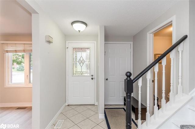 83 Geddes Crescent, House detached with 3 bedrooms, 1 bathrooms and 4 parking in Barrie ON | Image 13